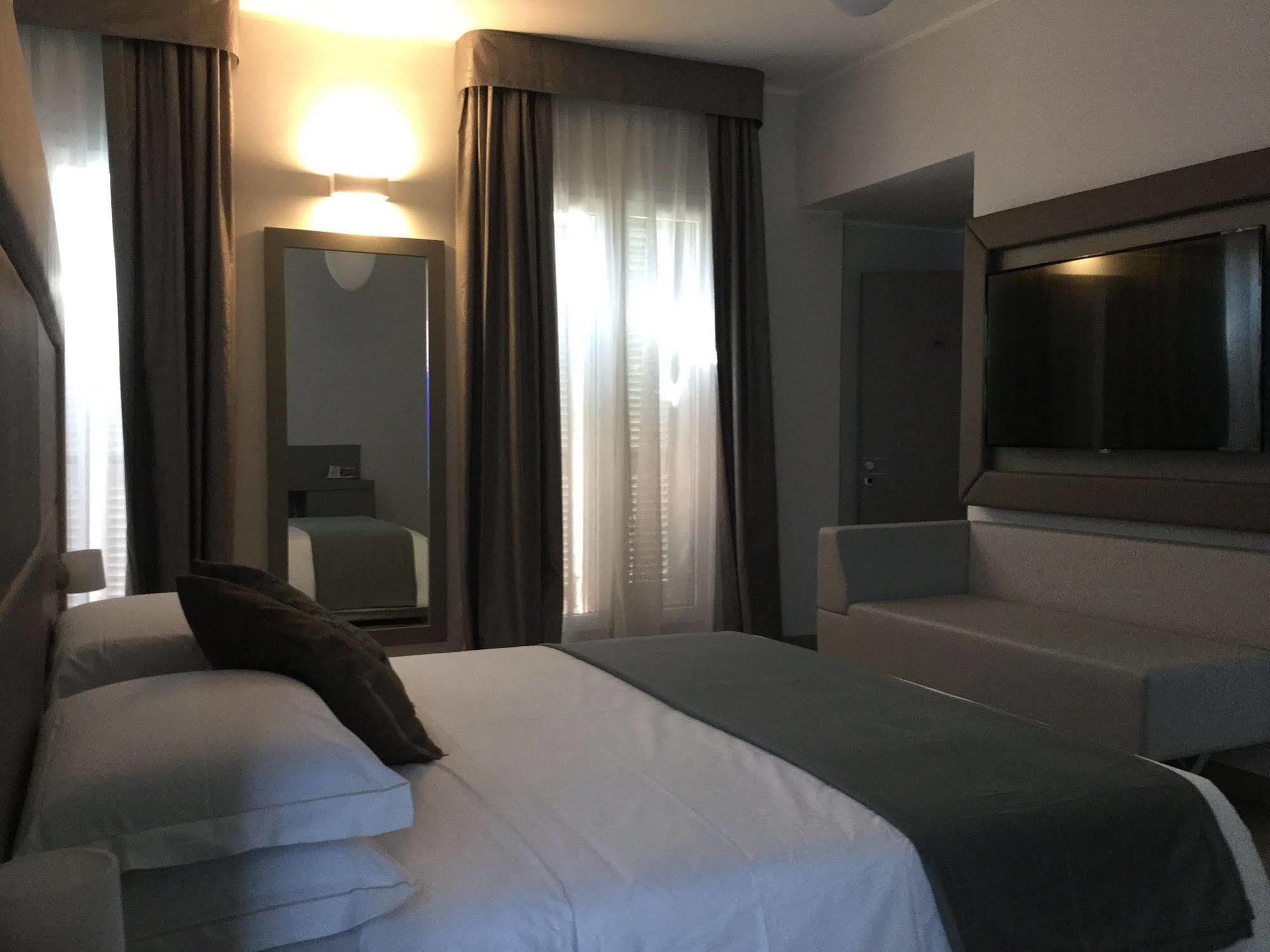 Clerici Boutique Hotel Милан Экстерьер фото